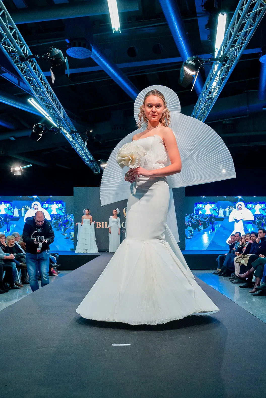 Vestido de novia a medida BHUGETXO